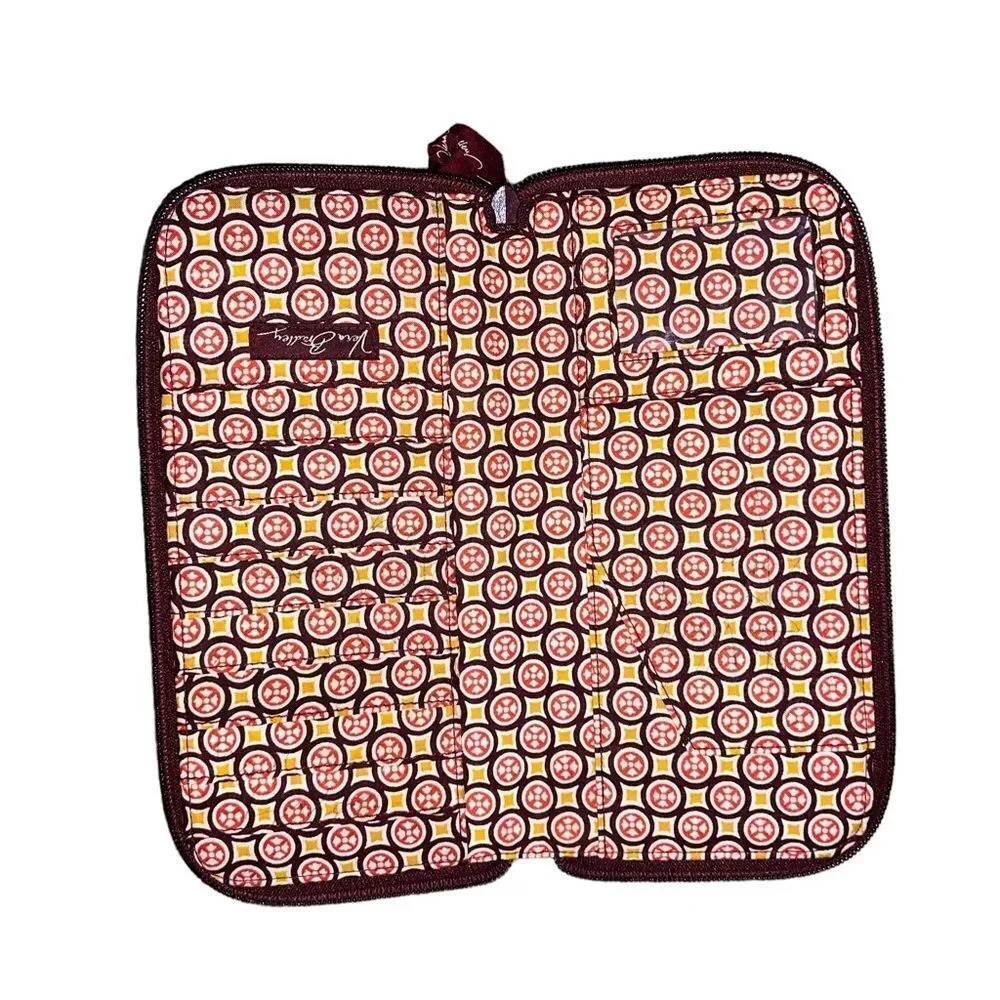 Vera Bradley Personal‎ Travel Organizer Wallet in "Medallion-2006" - Picture 3 of 6